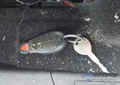 2011 Jeep Grand Cherokee Laredo from USA, damaged, VIN 1J4RR4GG4BC640196